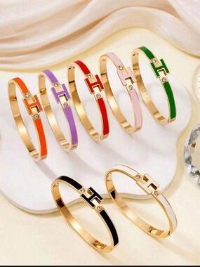 Fashion Bracelet 18k Plated